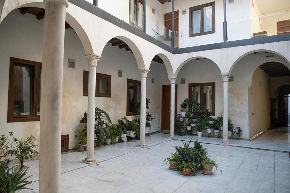 Casa Palacio Bustos Tavera Sevilla Exteriér fotografie