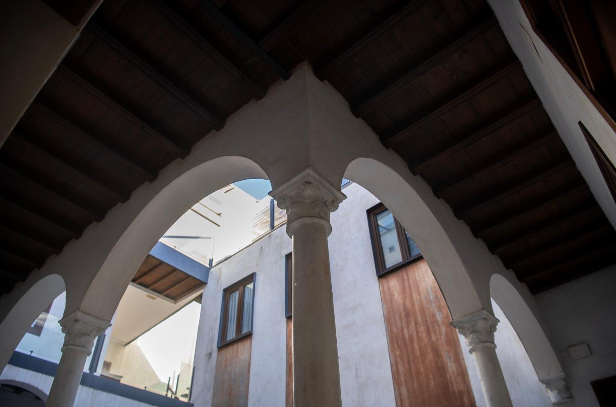 Casa Palacio Bustos Tavera Sevilla Exteriér fotografie